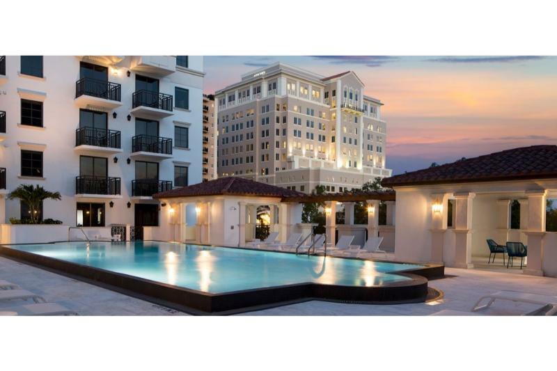 Отель Aloft Корал-Гэйблз Экстерьер фото